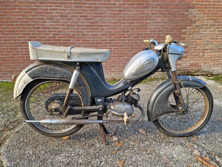 10x Oldtimer brommers Berini, Sparta, HMW, Batavus, Mobylett, Fietsen en Brommers, Brommers | Oldtimers, Overige merken, Maximaal 45 km/u