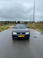 Volkswagen Golf 1.8 Cabriolet 66KW 1998 Blauw, Auto's, Volkswagen, 65 €/maand, 4 cilinders, Cabriolet, Origineel Nederlands
