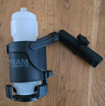 Tka RAM mount bidon houder. beschikbaar voor biedingen