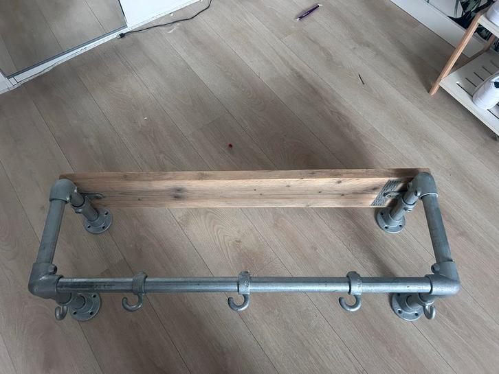 Industriële Wandkapstok met Houten Plank, Huis en Inrichting, Woonaccessoires | Kapstokken, Zo goed als nieuw, Wandkapstok, Minder dan 100 cm