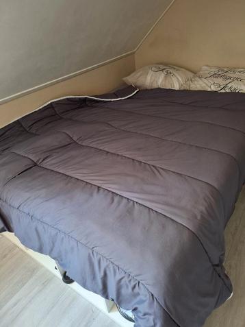 Zelesta royal bed 200x200xm beschikbaar voor biedingen