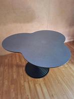 Design eettafel 1986 - 3-6 pers. bijzonder 'klavertje-drie', Ophalen, Gebruikt, 150 tot 200 cm, Vijf personen of meer