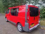 Buscamper weinig km Renault Trafic 2011 5 zitplaatsen., Overige merken, Tot en met 2, Watertank (Schoon), Bedrijf