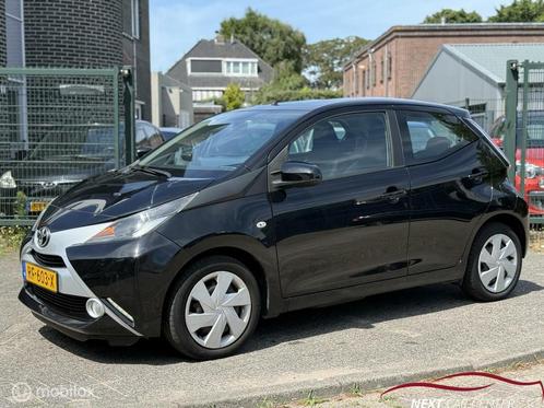 Toyota Aygo 1.0 VVT-i x-play, Auto's, Toyota, Bedrijf, Te koop, Aygo, ABS, Achteruitrijcamera, Airbags, Airconditioning, Alarm