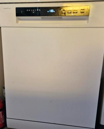 AFWASMACHINE, 1,5 jaar oud beschikbaar voor biedingen