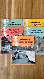 V5 verkeersfotoboekjes voor verkeersles jaren 60, Ophalen of Verzenden, Gelezen