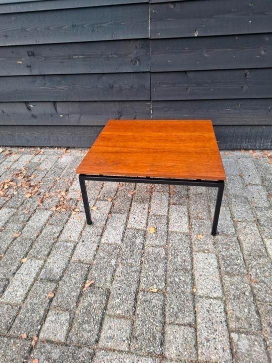 vintage salontafel, Huis en Inrichting, Tafels | Salontafels, Gebruikt, Minder dan 50 cm, 50 tot 100 cm, 50 tot 100 cm, Vierkant