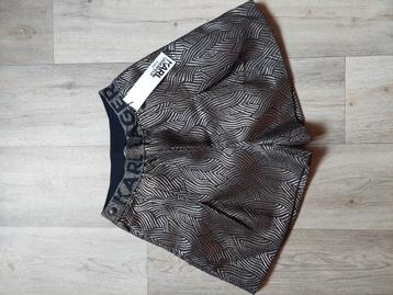 Karl Lagerfeld kids short maat 164 beschikbaar voor biedingen