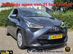 Toyota Aygo 1.0 VVT-i x-play AUT! 1e Eig! Carplay! Camera! Z, Stof, Gebruikt, Euro 6, 4 stoelen