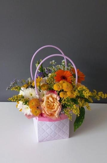 Prachtige composities in een zakje om cadeau te doen! beschikbaar voor biedingen