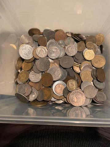 Munten wereldmunten beschikbaar voor biedingen
