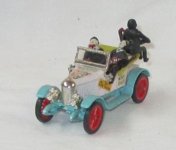 Dinky Toys 486 Morris Oxford Bullnose “Dinky Beats” beschikbaar voor biedingen