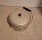 verkoop vintage aluminium pan met deksel en hengsel circa 26, Ophalen of Verzenden, Gebruikt, Koekenpan of Braadpan