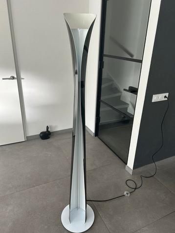 Artemide cadmo design led vloerlamp (zwart wit) beschikbaar voor biedingen