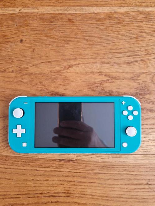 Nintendo Switch Lite - Turquoise, Spelcomputers en Games, Spelcomputers | Nintendo Switch Lite, Zo goed als nieuw, Turquoise, Ophalen of Verzenden