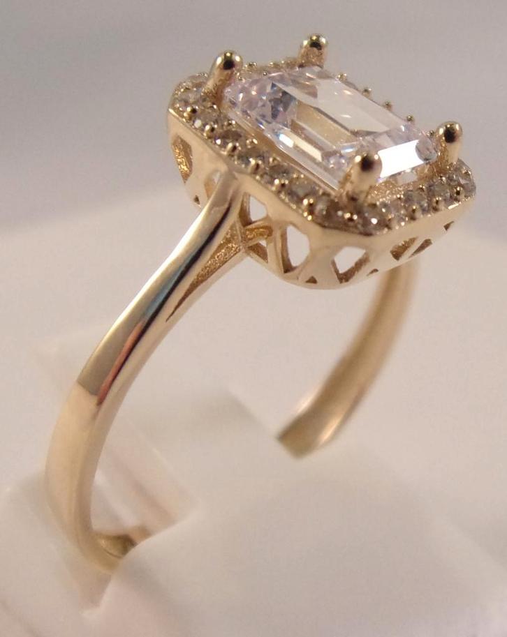 Massief 14 karaat gouden ring (verlovings-/trouwring), Sieraden, Tassen en Uiterlijk, Ringen, Zo goed als nieuw, Dame, 17 tot 18