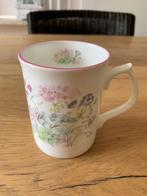 Mok fine bone china, Huis en Inrichting, Keuken | Servies, Ophalen of Verzenden, Zo goed als nieuw, Overige stijlen, Kop(pen) en/of Schotel(s)