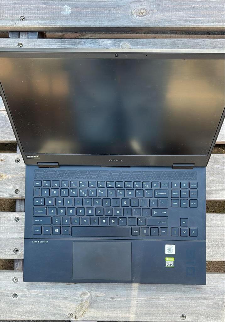 Omen 15 gaming laptop, Computers en Software, Laptop-opladers, Zo goed als nieuw, Ophalen of Verzenden