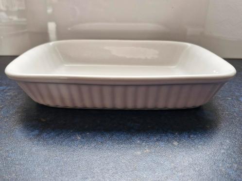 Witte ovenschaal keramiek., Huis en Inrichting, Keuken | Servies, Zo goed als nieuw, Schaal of Schalen, Effen, Keramiek, Ophalen of Verzenden