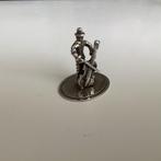 Zilver miniatuur van een cellist., Ophalen of Verzenden, Zilver
