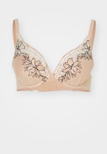 Te koop 30% korting Chantelle pulp spice push-up clay beschikbaar voor biedingen