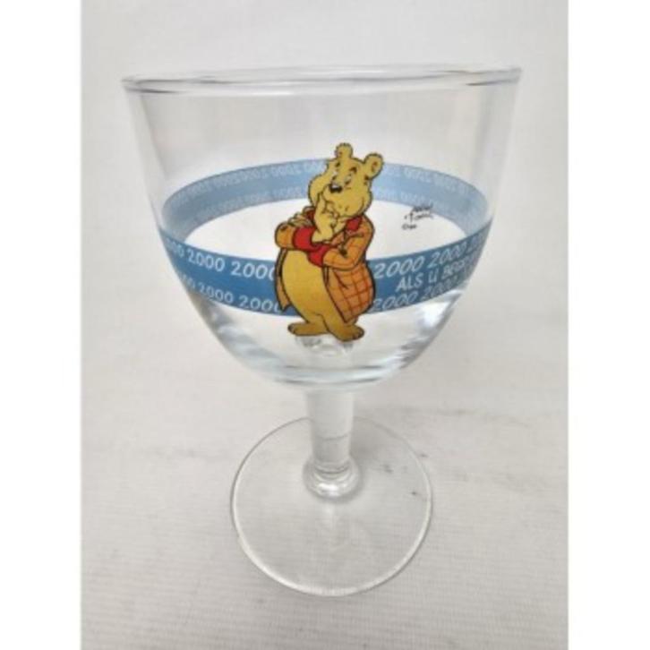 # Olivier Bommel Groot bierglas op poot model 2, Verzamelen, Glas en Borrelglaasjes, Zo goed als nieuw, Bierglas, Ophalen of Verzenden