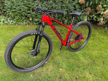Mountainbike TREK Marlin8 beschikbaar voor biedingen