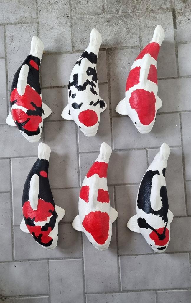 Prachtige Koi Karper Beelden, Tuin en Terras, Tuinbeelden, Nieuw, Dierenbeeld, Steen, Ophalen of Verzenden