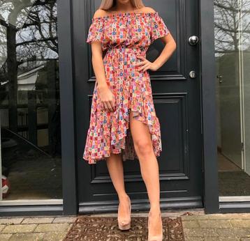 DENNY ROSE offshoulder jurk mt 38 beschikbaar voor biedingen