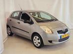 Toyota Yaris 1.0 VVTi Terra|NAP|2E EIG|TREKHAAK|AUDIO|ELEK R, Auto's, Toyota, Origineel Nederlands, Te koop, Zilver of Grijs, 5 stoelen