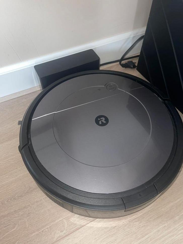 Roomba Combo Robotstofzuiger - Zo goed als nieuw!, Witgoed en Apparatuur, Stofzuigers, Zo goed als nieuw, Robotstofzuiger, Reservoir