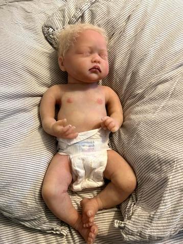 siliconen reborn baby beschikbaar voor biedingen