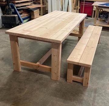Tuintafel met rechte poten met zitbank van Douglas hout  beschikbaar voor biedingen
