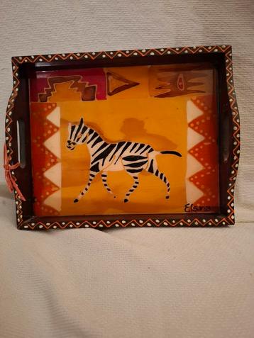 Afrikaans Dienblad met Zebra beschikbaar voor biedingen