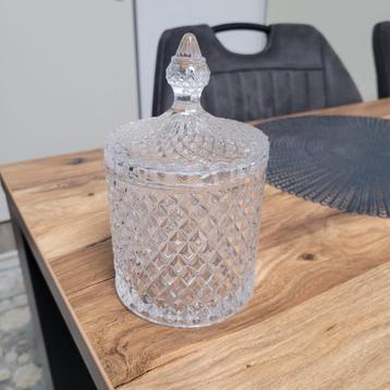Glazen Pot met Deksel - Decoratief beschikbaar voor biedingen