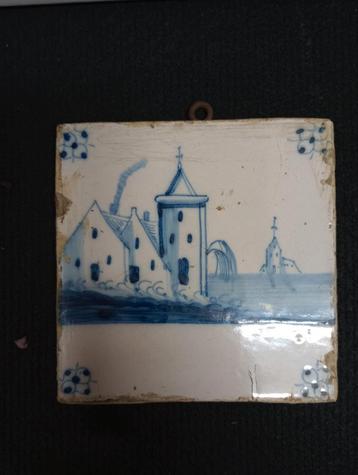 Zeldzame antiek oude Hollandse Tegel met Dorpsgezicht beschikbaar voor biedingen