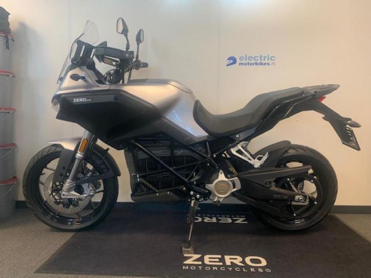 Zero DSR 15.6 kWh, Silver metallic, 212 km, nieuw, Motoren, Motoren | Overige merken, Bedrijf, Toermotor, 12 t/m 35 kW, 1 cilinder