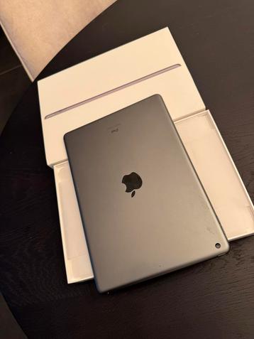 Ipad 6th generatie 32GB wifi+sim beschikbaar voor biedingen