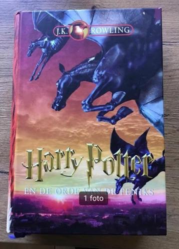 Harry Potter en de orde van de Feniks door J.R.Rowling.  beschikbaar voor biedingen
