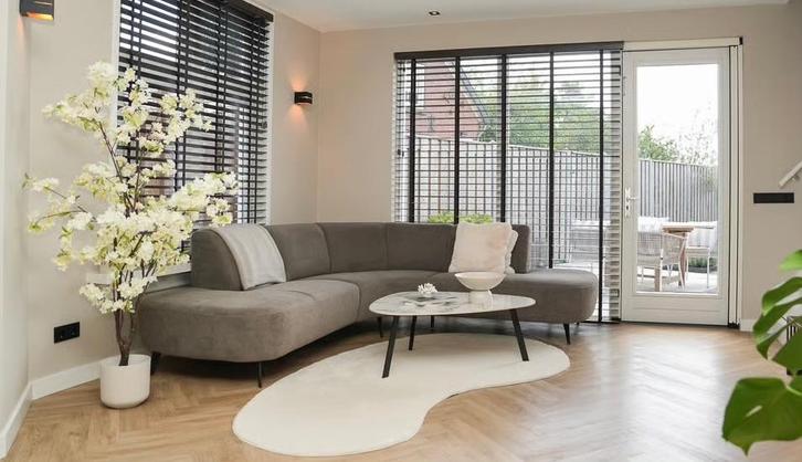 Japandi Hoekbank “Dublin” Woonexpress, Huis en Inrichting, Banken | Complete zithoeken, Zo goed als nieuw, Stof, Ophalen