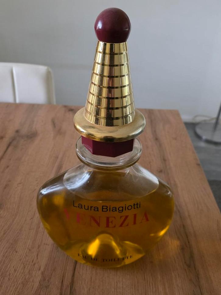 Laura Biagiotti Venezia Factice, Verzamelen, Parfumverzamelingen, Parfumfles, Gevuld, Ophalen of Verzenden