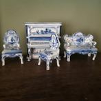 Antiek porselein blauw wit piano stoel 2x en bank, Antiek en Kunst, Antiek | Porselein, Ophalen of Verzenden