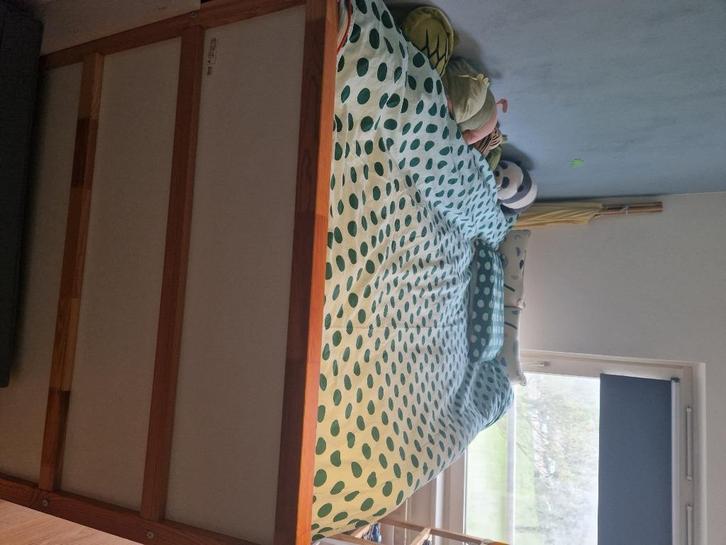Kura kinderbed + Matras (Ikea), Kinderen en Baby's, Kinderkamer | Bedden, Gebruikt, 180 cm of meer, 85 tot 100 cm, Hoogslaper of Stapelbed