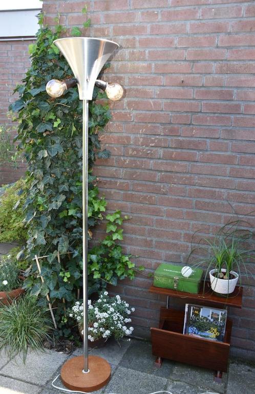 Vintage Design Vloerlamp van Gispen., Huis en Inrichting, Lampen | Vloerlampen, Gebruikt, 150 tot 200 cm, Glas, Hout, Kunststof