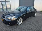 BMW e60 523i uit'05 M Pakket/Shadowline/19 inch Breedset..!!, Auto's, BMW, Automaat, Achterwielaandrijving, 1800 kg, Zwart