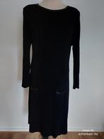 Zwarte jurk maat 44 aan de achterkant zit een rits, Kleding | Dames, Jurken, Ophalen of Verzenden, Zo goed als nieuw