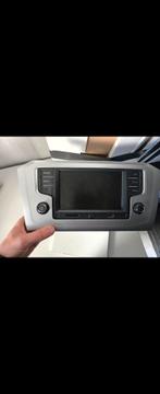 Passat B8 Radio met Apple CarPlay & Android Auto, Auto diversen, Ophalen of Verzenden
