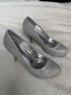 Zilveren hakken maat 37, Emilia shoes, Pumps, Ophalen of Verzenden, Grijs