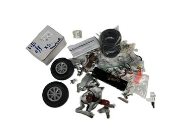 Lotje rc vliegtuig onderdelen / klemmetjes beschikbaar voor biedingen