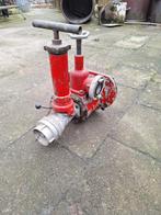 Brandweerpomp voor en VW industriemotor, Ophalen